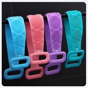 MB; 3 pcs back Massages Silicone Brush,
